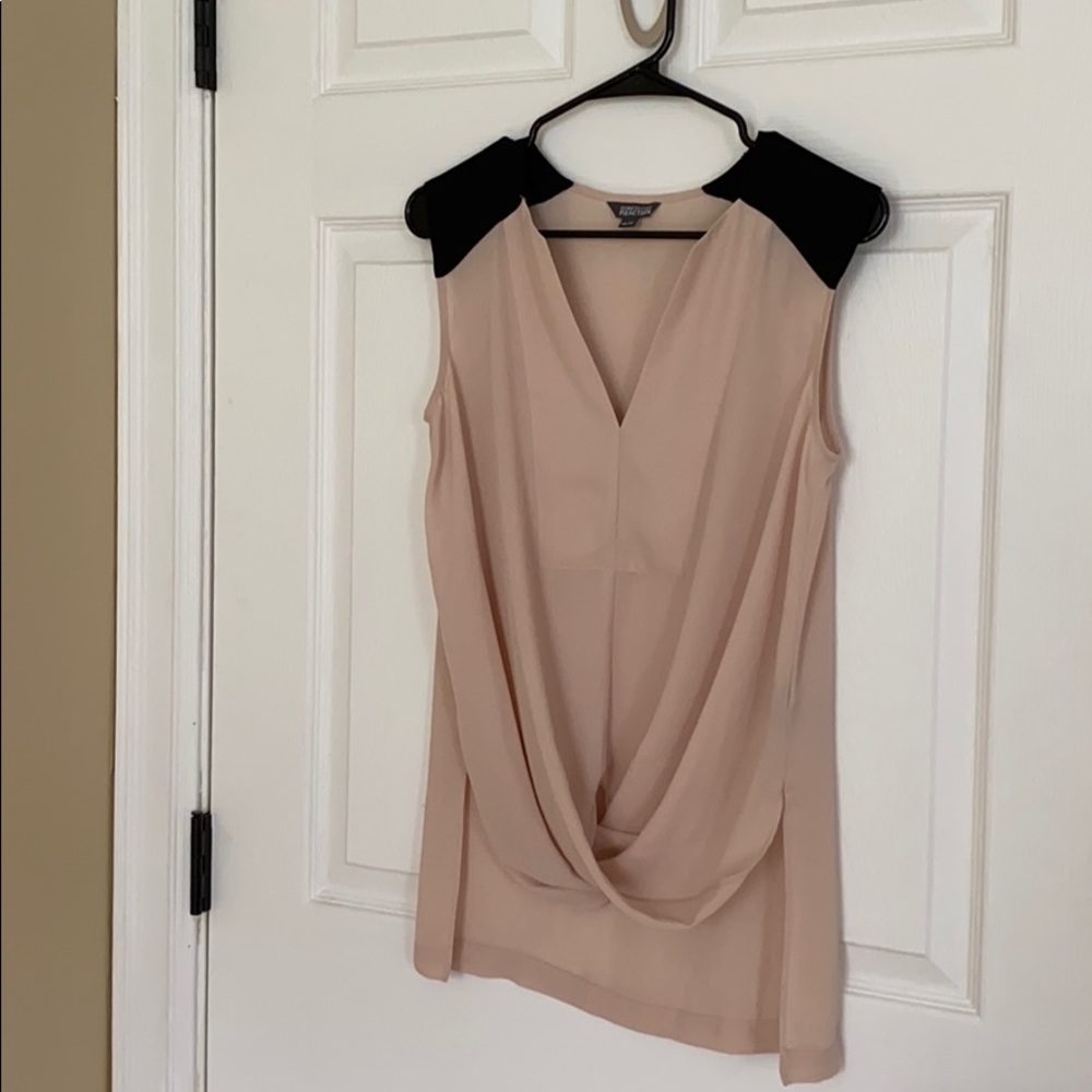 Blouse - Picture 2 of 3